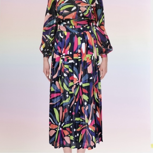 Olivia Rubin Esme Floral Sequin Pleated Midi Skirt Sz 0 NEW - Picture 1 of 13